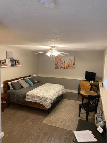 Guest Suites On Benvenuto Brentwood Bay エクステリア 写真
