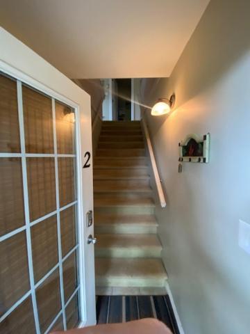 Guest Suites On Benvenuto Brentwood Bay エクステリア 写真