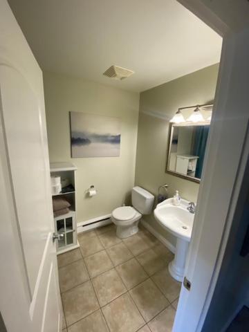 Guest Suites On Benvenuto Brentwood Bay エクステリア 写真